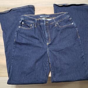 Modern High Rise Women's Dark Blue Jeans